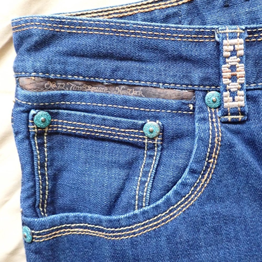 MARC ECKO Men's 40W/31L  JEANS/standard fit/Skull Indian chief/dark blue denim. - Picture 8 of 9